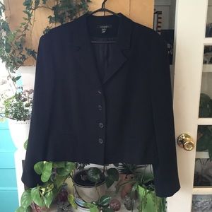 🇨🇦 Louben Classic 4 button Blazer